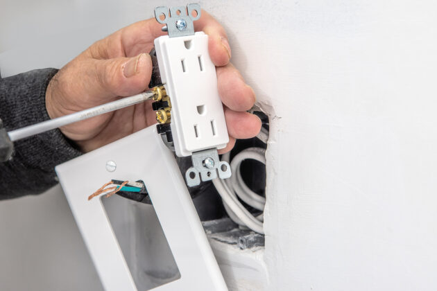 Common Electrical Problems in Homes and How to Troubleshoot Them