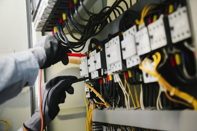 How to Choose the Best Surge Protector for Your Home Electronics
